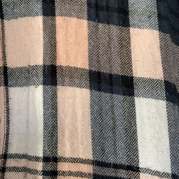 Olive and Oak flannel long sleeve - Picture 8 of 8